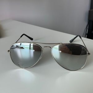 Mirror Aviators